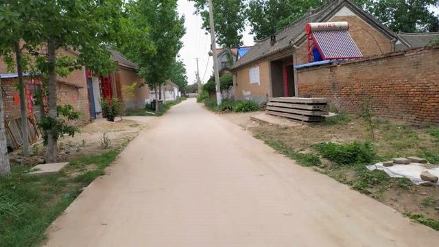 东湾乡北固城村街道路硬化工程